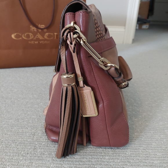 Coach Purse - unique! - Picture 4 of 16